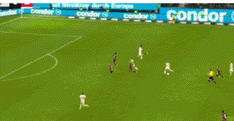 3-0，拜仁豪取13连胜+排德甲第一，迪亚斯2球1助，凯恩无敌远射